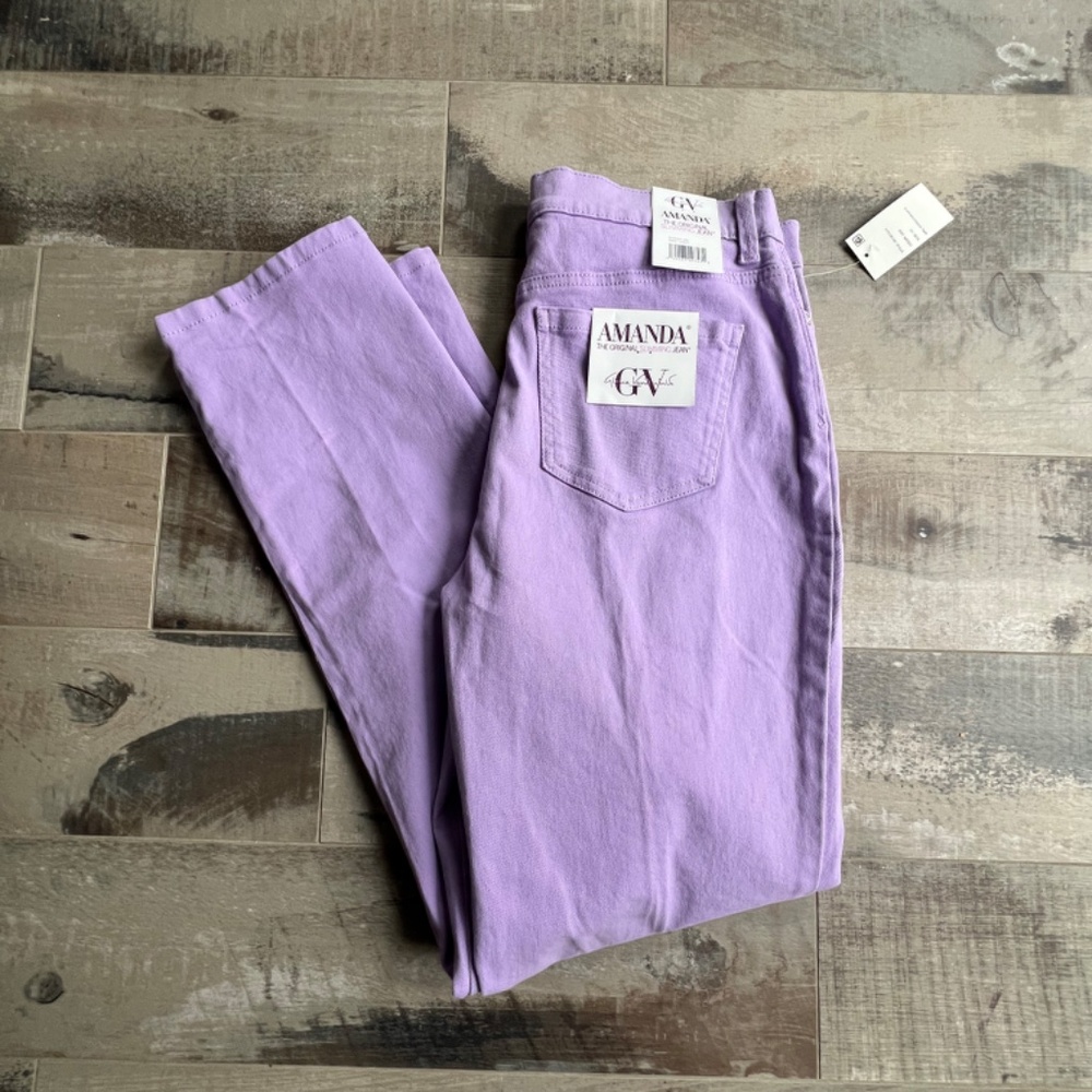 NWT: Gloria Vanderbilt Jeans - Size 10